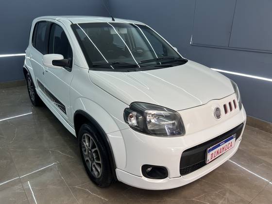 FIAT UNO 1.4 EVO SPORTING 8V FLEX 4P MANUAL FIAT UNO 1.4 EVO SPORTING 8V FLEX 4P MANUAL